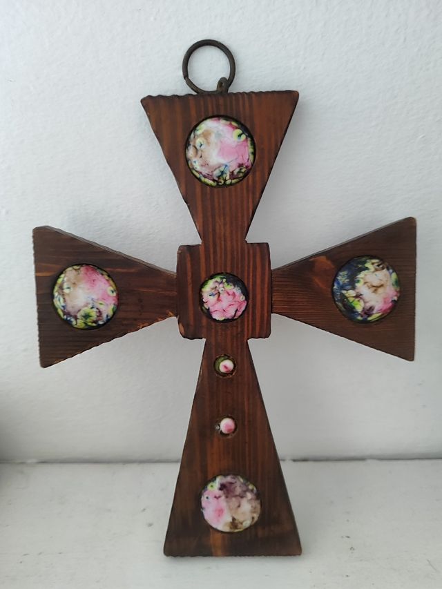 Antica croce in legno da appendere