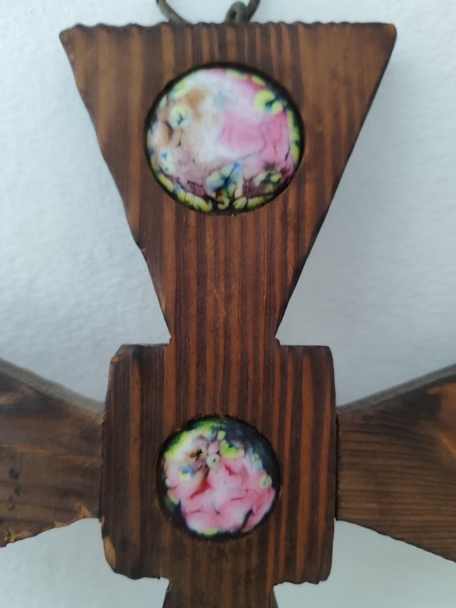 Antica croce in legno da appendere