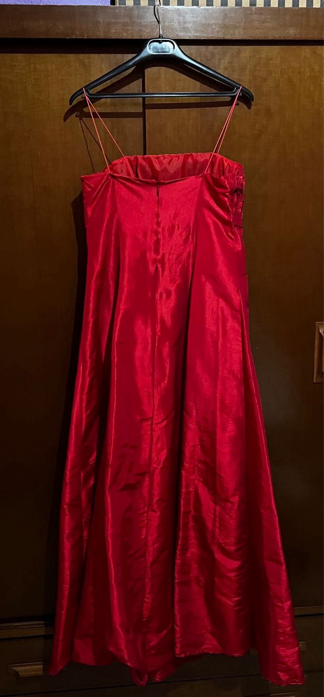 Vestido rojo Santiago Sanchez fiesta