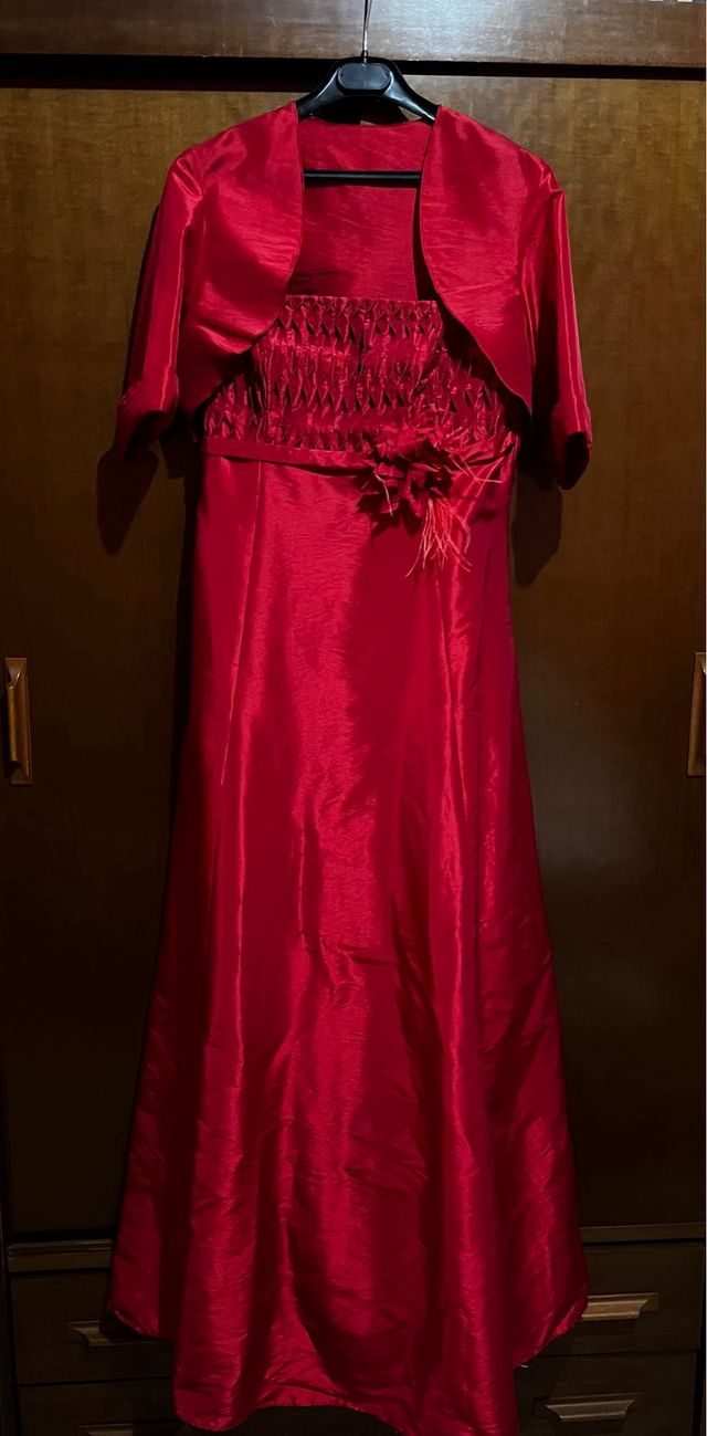 Vestido rojo Santiago Sanchez fiesta