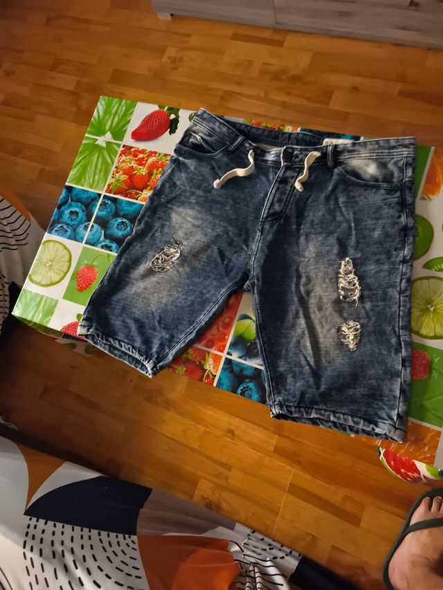 Bermudas Vaqueras Desgastadas