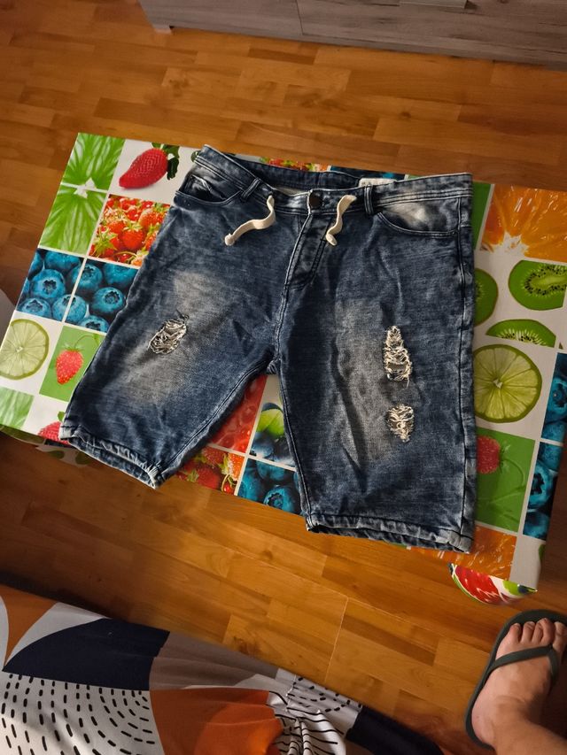 Bermudas Vaqueras Desgastadas