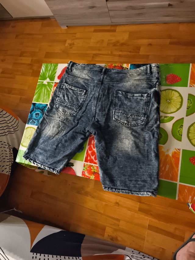 Bermudas Vaqueras Desgastadas