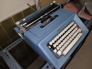 Olivetti Studio 46: Máquina de escribir