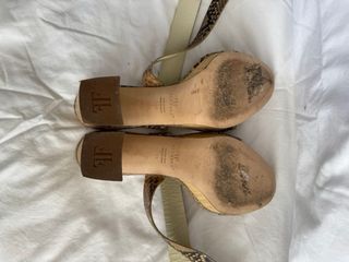 Sandalias tacón Farrutx serpiente