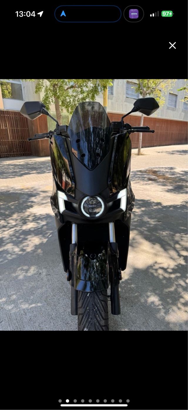 Silence S01: Moto eléctrica negra 2021 con 10.700k