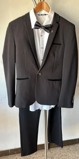Traje de 3 piezas con piezas con pajarita - Negro