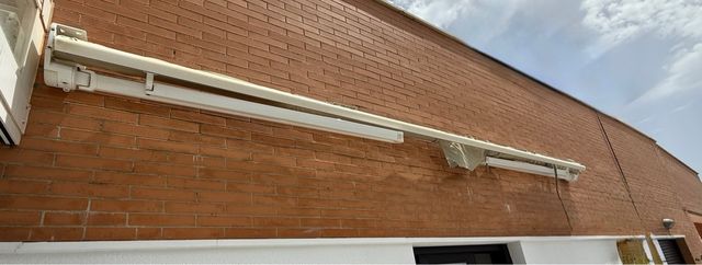 Toldo Gaviota blanco - mecanismo.