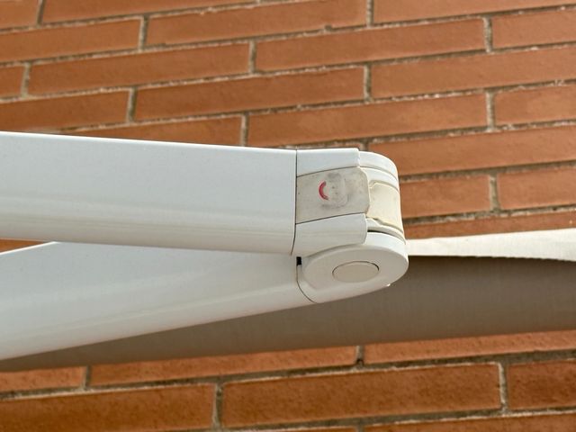 Toldo Gaviota blanco - mecanismo.