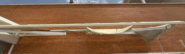 Toldo Gaviota blanco - mecanismo.