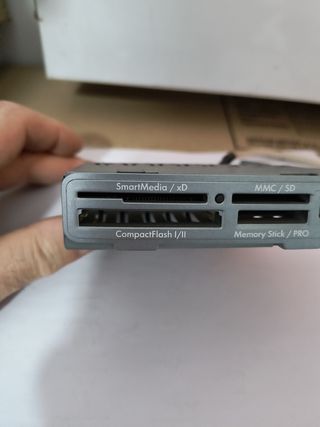 Lector Tarjetas - SmartMedia, xD, MMC, SD, USB 2.0