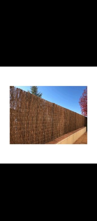 Sombrillas, pérgolas y vayas de privacidad.