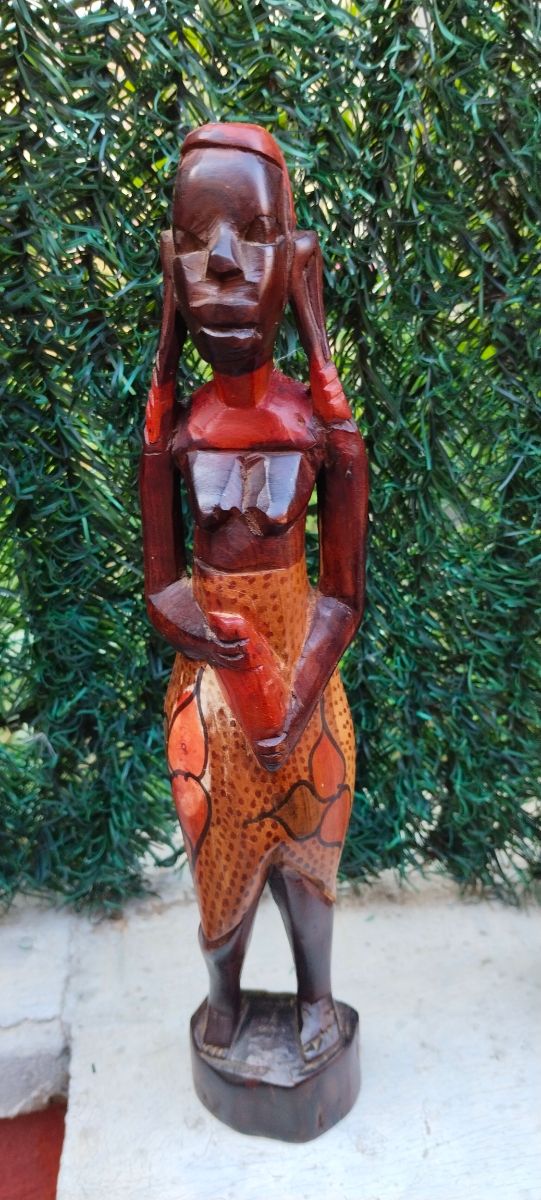 Pareja esculturas étnicas madera