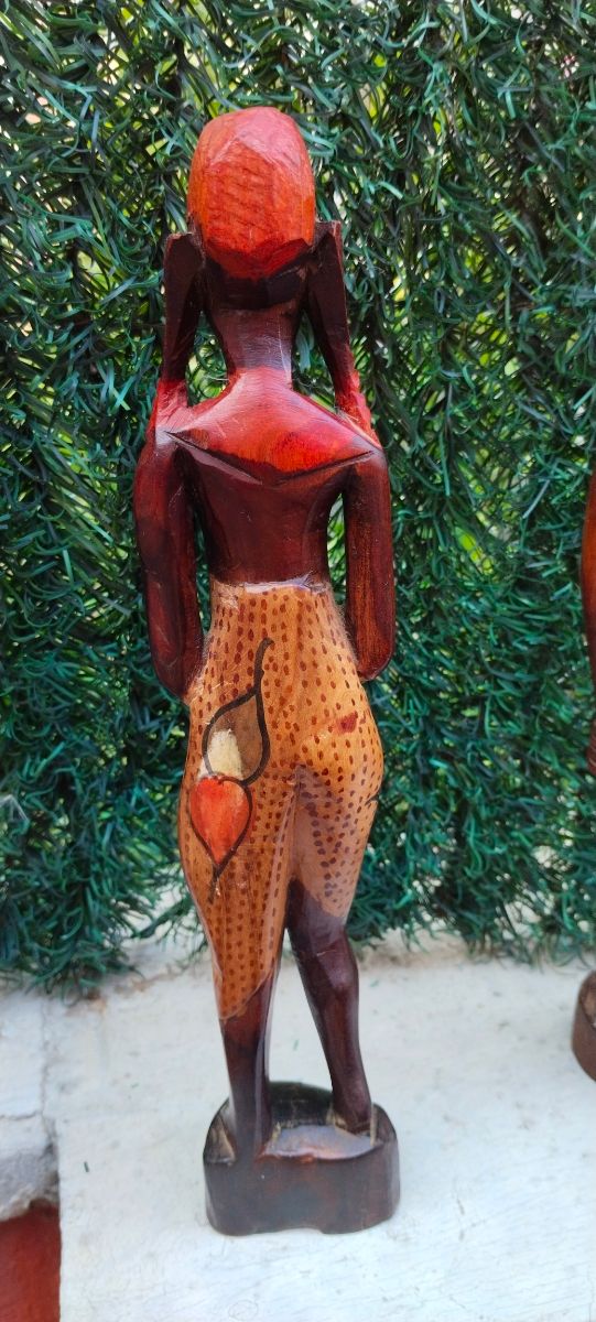 Pareja esculturas étnicas madera