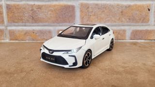 Coche Toyota Corolla escala 1:32