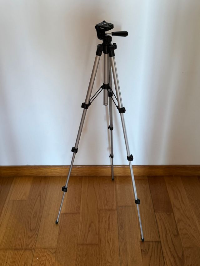 Trípode Hama Star 22 (nuevo, sin estrenar) + funda