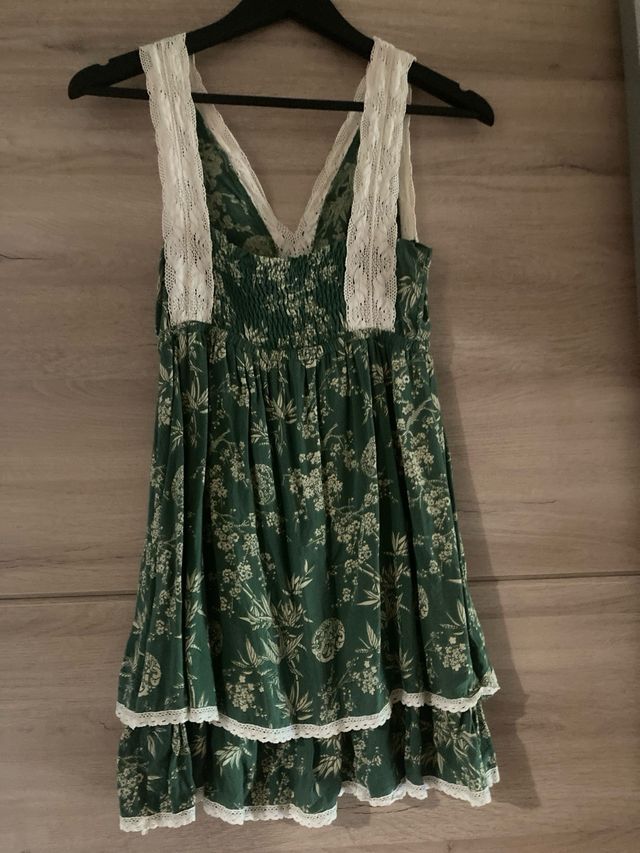 Vestido verde. Talla S