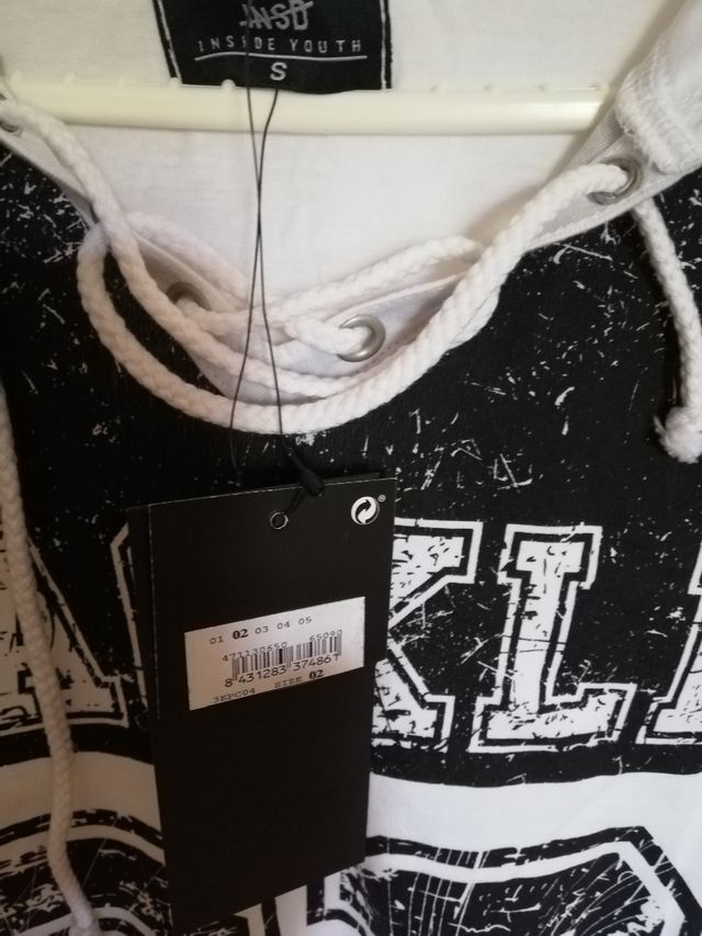 Camiseta JNSG c/ capucha - Talla S