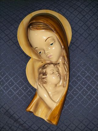 Figura Virgen con Niño en escayola