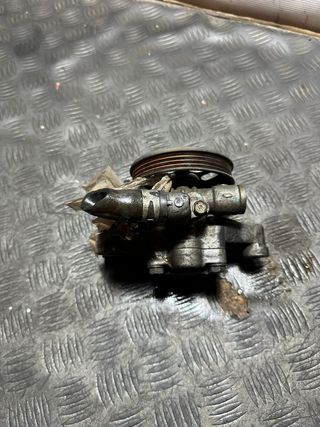 Bomba dirección Honda Civic 1.6