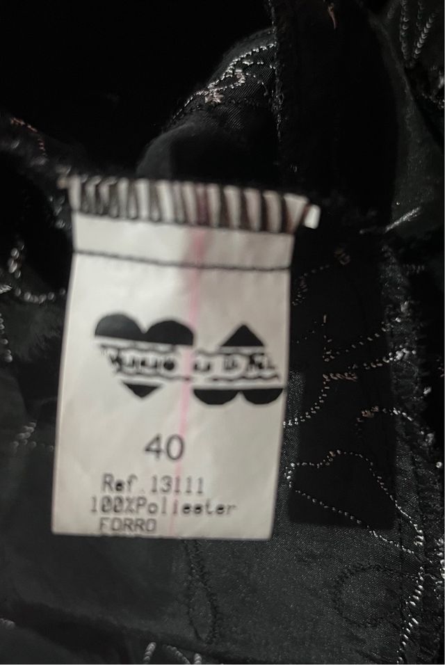 Vestido cóctel negro y metalizado