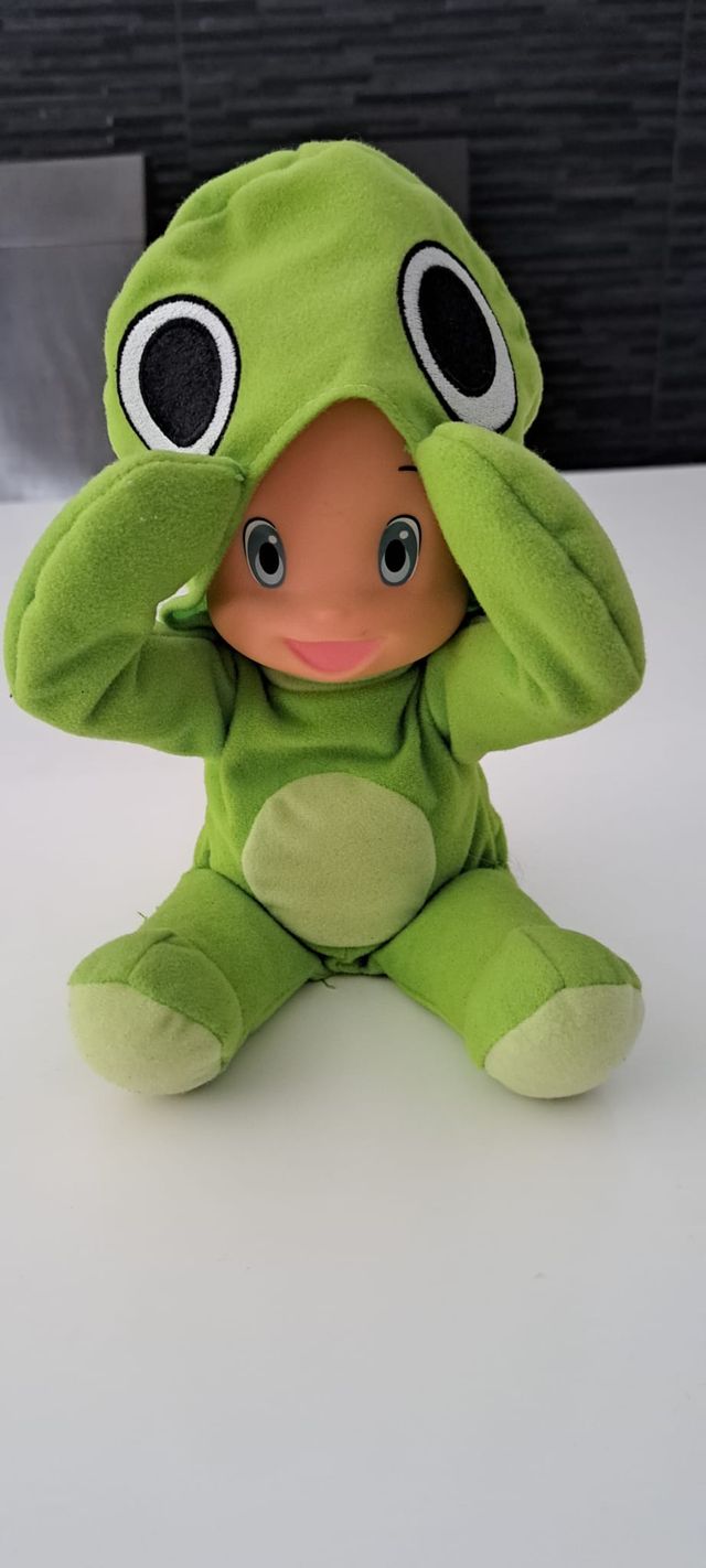 Muñeco rana Cuquin Cu-cu Tras