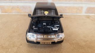 Toyota Hilux GL - Coche escala