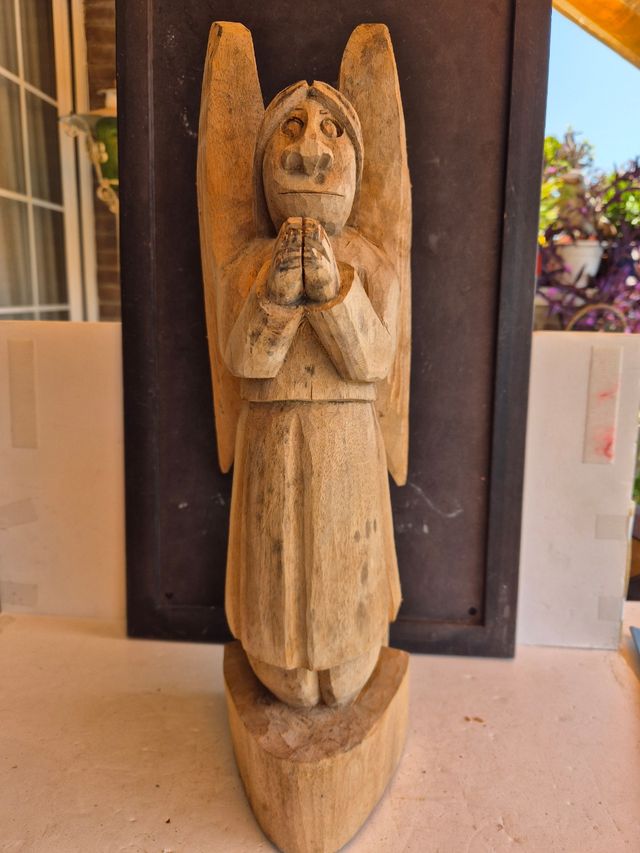 Angel Gárgola madera tallada