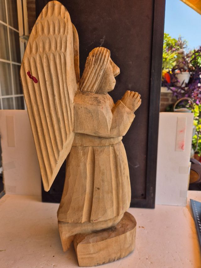 Angel Gárgola madera tallada