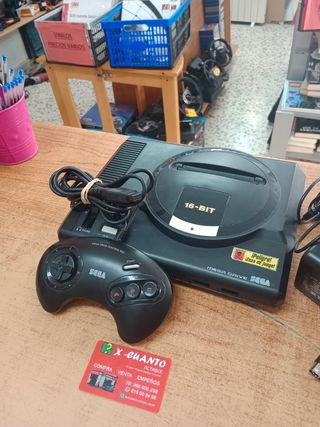 CONSOLA SEGA MEGA DRIVE 1601-18 CON MANDO Y CABLES