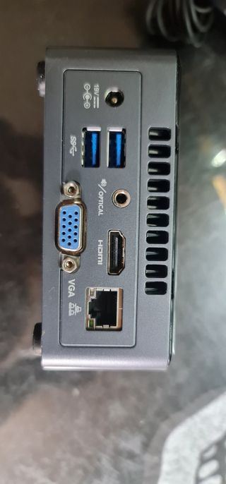 Intel NUC Mini PC con 16 gb Ram y 500gb SSD