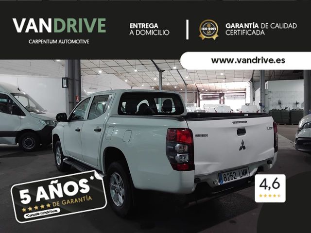 Mitsubishi L200 D/C 220 DI-D M-PRO AUTO AUTOMÁTICA 