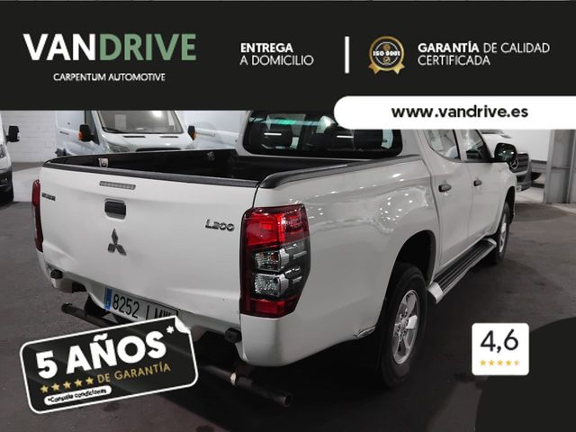 Mitsubishi L200 D/C 220 DI-D M-PRO AUTO AUTOMÁTICA 