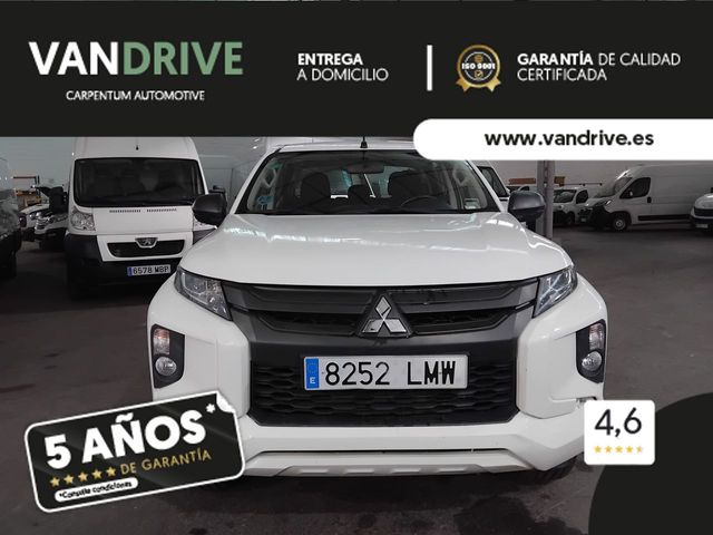 Mitsubishi L200 D/C 220 DI-D M-PRO AUTO AUTOMÁTICA 