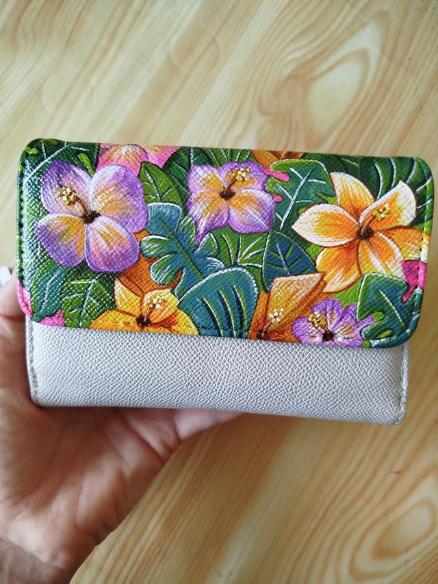 Cartera flores tropicales pintada a mano