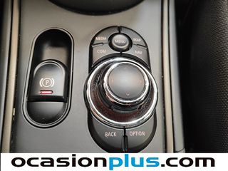 MINI MINI Countryman Cooper 100 kW (136 CV)