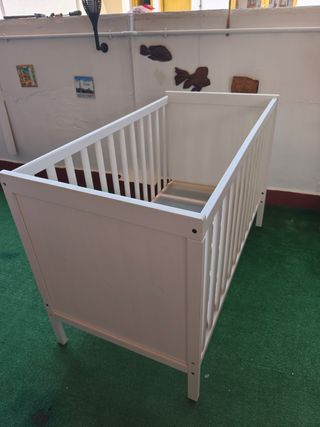 Cuna bebé blanca - Mini cama + colchón