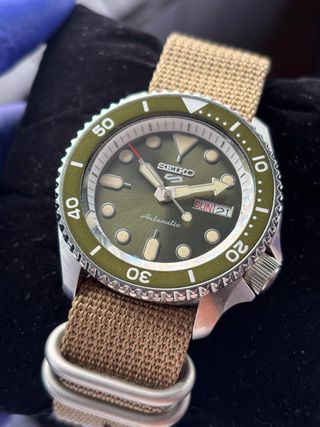 Seiko 5 Olive Nuevo