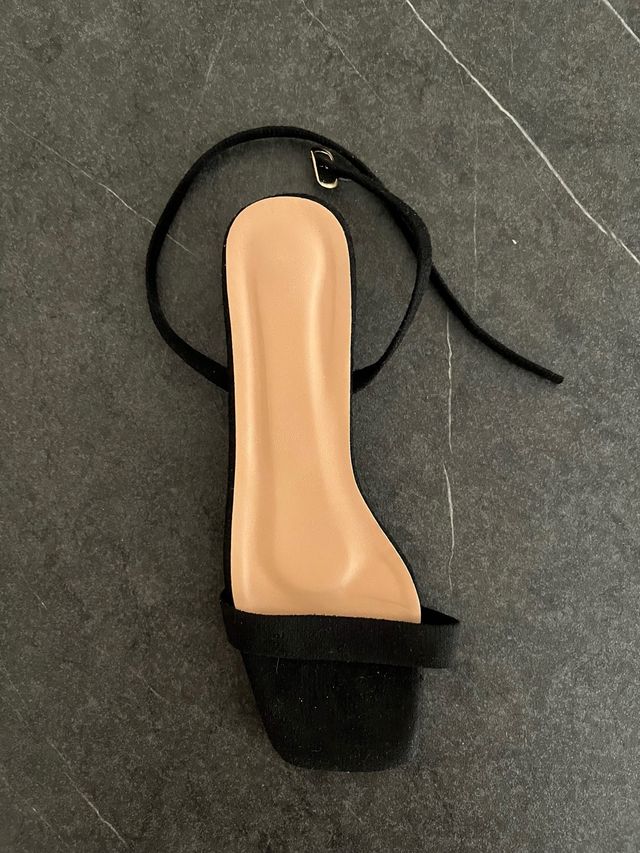 Tacones negros - Sandalias