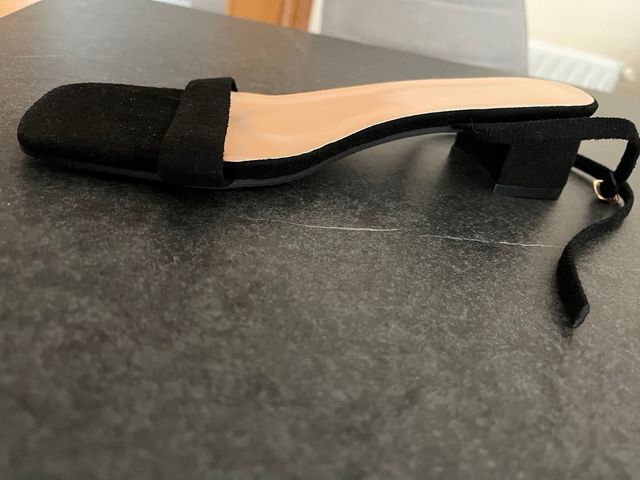 Tacones negros - Sandalias