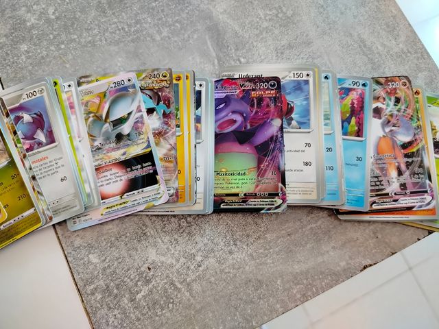 Corona Astral Pokémon