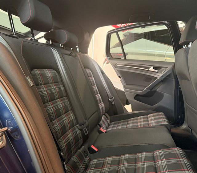 VOLKSWAGEN GOLF GTI PERFORMANCE 2.0 TSI 230CV