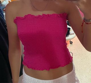 Tops off-shoulder: Estilo en 4 colores
