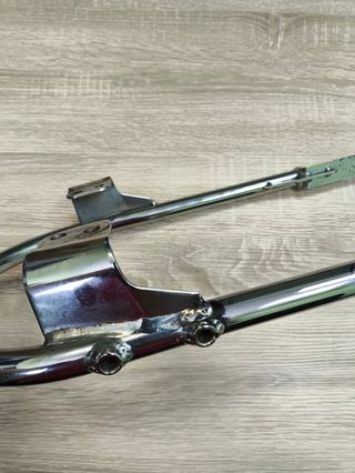 Asidero bajo Triumph 