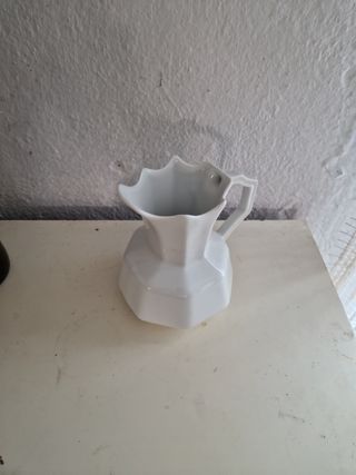 Jarra blanca porcelana