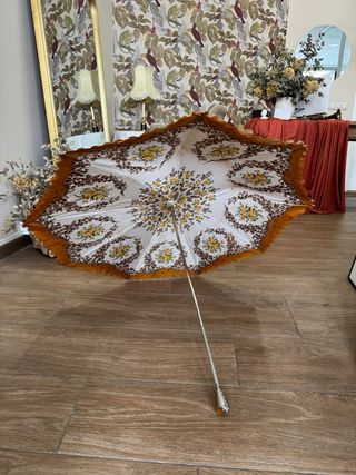 Parasol antiguo floral  ideal para coleccionistas