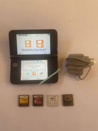 Nintendo 3DS XL blu + 3 giochi