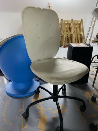 Silla oficina blanca