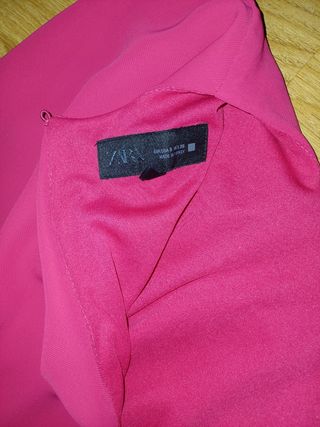Mono rosa cóctel
