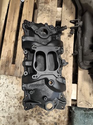 Admisión Edelbrock Performer 350 SBC Chevrolet 